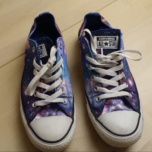 galaxy low top converse